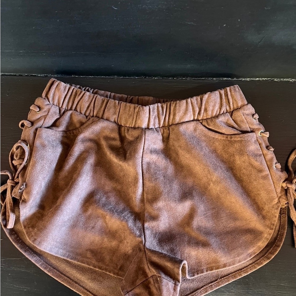 Kendall & Kylie Brown Suede Style Lace Up Side Shorts size small